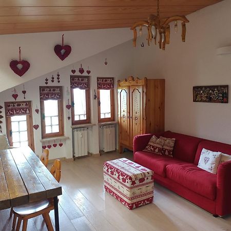 Zona Portici Apartment Прато Невозо Екстериор снимка