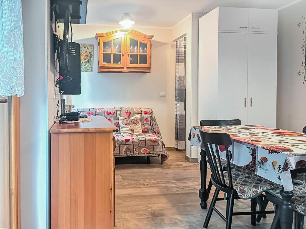 Zona Portici Apartment Прато Невозо Екстериор снимка